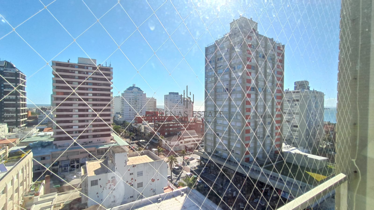 Apartamento ID.3105 - Apartamento en venta en Punta del Este - Península Ref. 5458