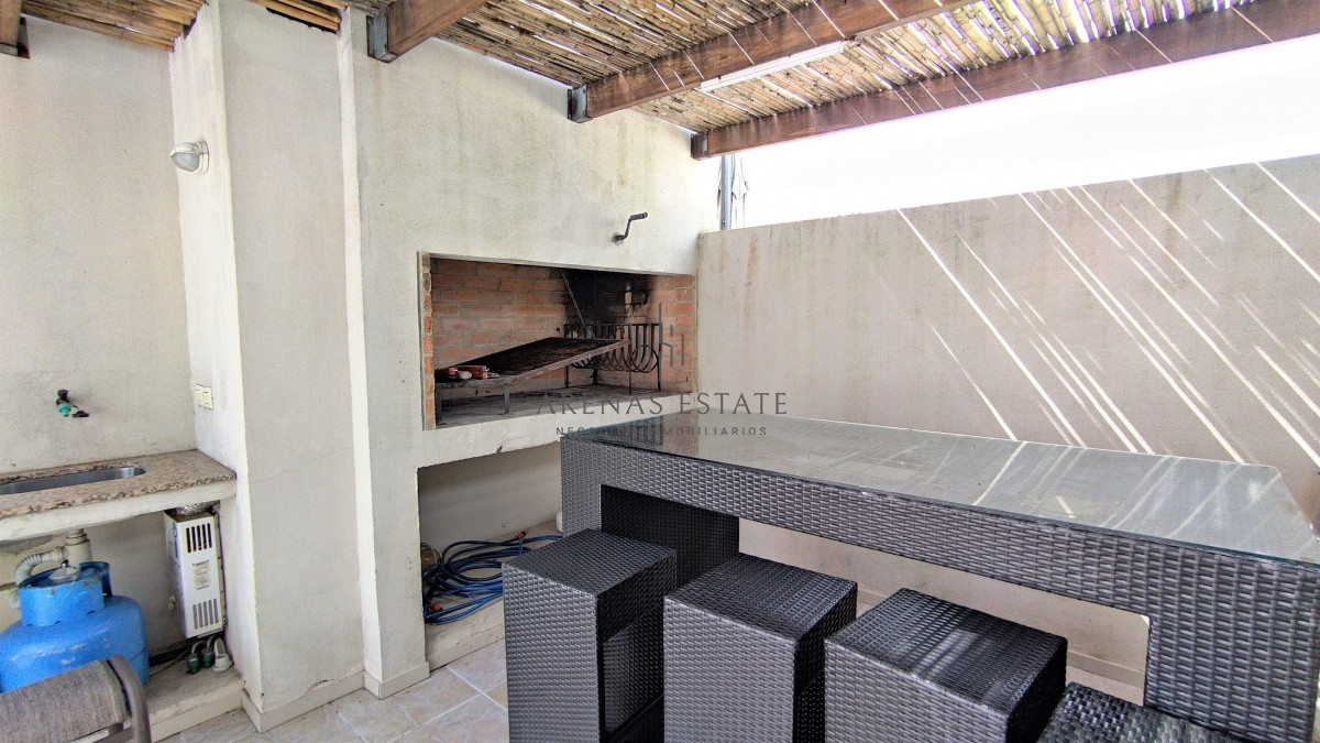 Apartamento ID.3325 - Apartamento En Venta - Zona Mansa Ref. 5805