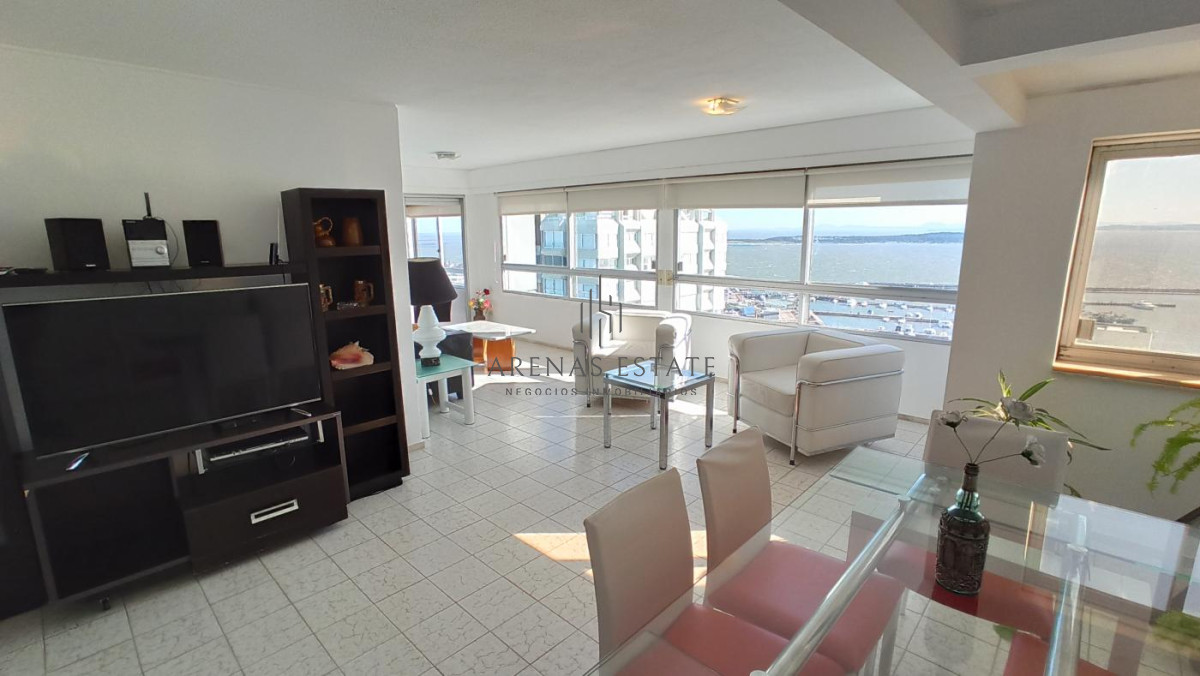 Apartamento ID.2335 - Apartamento en Venta - Península!! Ref. 4115