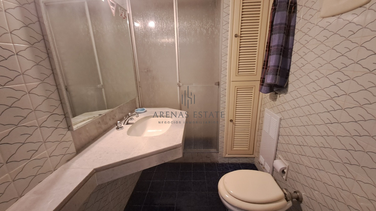 Apartamento ID.3176 - Apartamento en Venta  - Zona Península. Ref. 5781