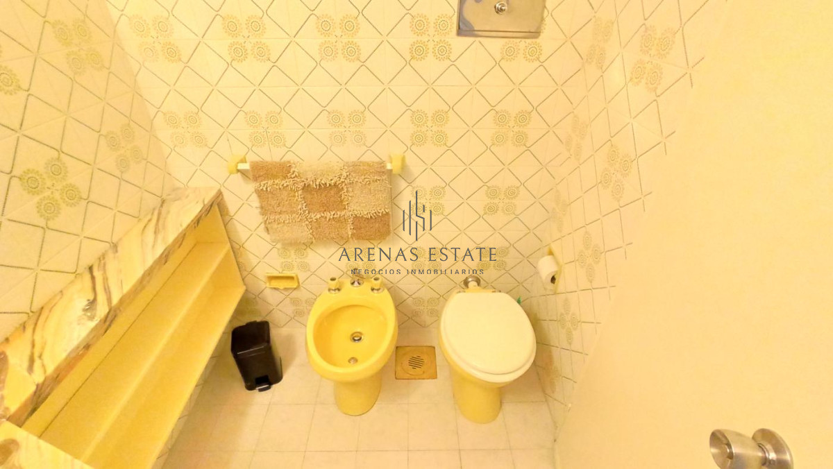 Apartamento ID.2335 - Apartamento en Venta - Península!! Ref. 4115