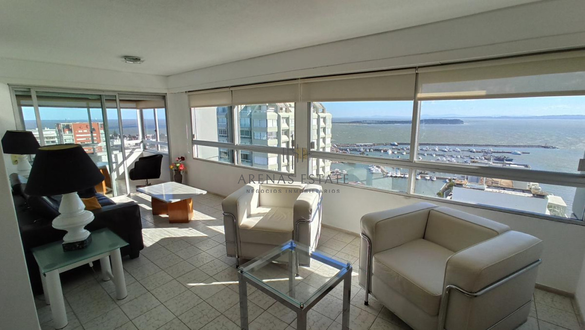 Apartamento ID.2335 - Apartamento en Venta - Península!! Ref. 4115