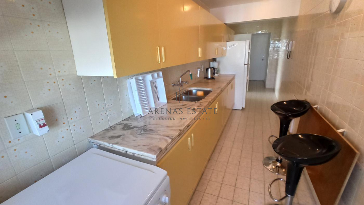 Apartamento ID.2335 - Apartamento en Venta - Península!! Ref. 4115