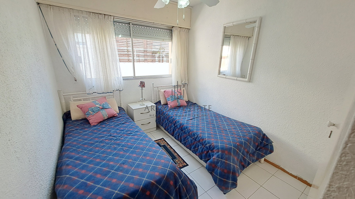 Apartamento ID.3104 - Apartamento en Península cera de Playa el Emir En Venta -  Zona Península Ref. 93