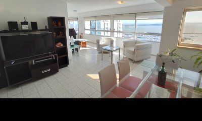 Apartamento en Venta - Península!! Ref. 4115
