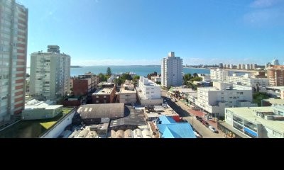 Apartamento en venta en Punta del Este - Península Ref. 5458