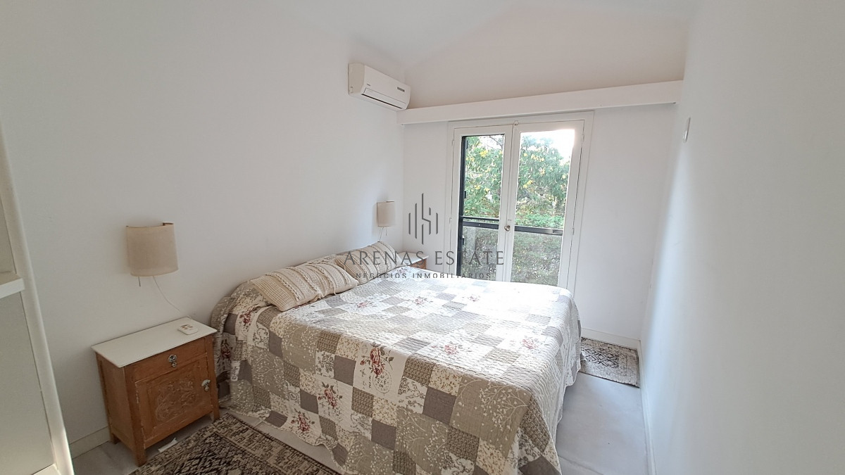 Casa ID.3859 - Casa En Alquiler de Temporada - Zona Mansa Ref. 6016