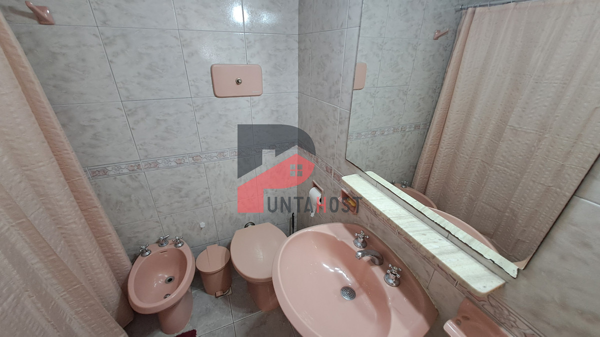 Apartamento ID.226 - Apartamento en Alquiler de Temporada - Zona Mansa Ref. 6827