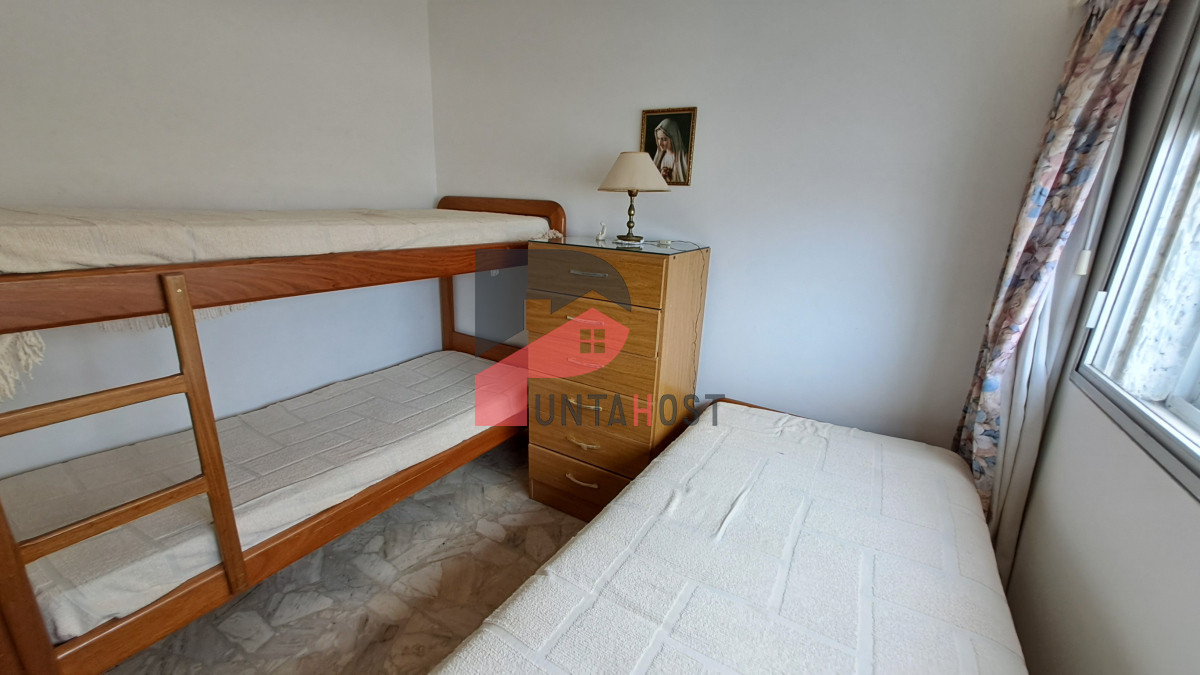 Apartamento ID.226 - Apartamento en Alquiler de Temporada - Zona Mansa Ref. 6827