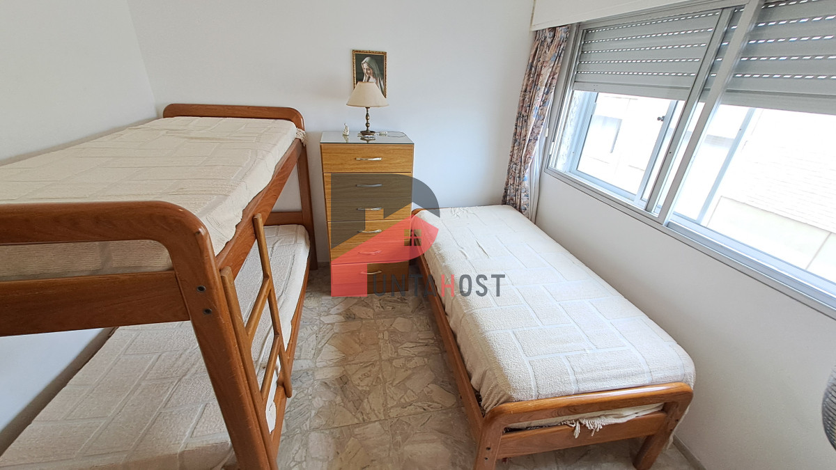 Apartamento ID.226 - Apartamento en Alquiler de Temporada - Zona Mansa Ref. 6827
