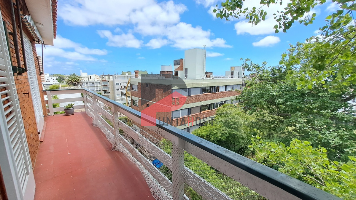 Apartamento ID.225 - Apartamento En Alquiler de Temporada - Zona Península Ref. 6346