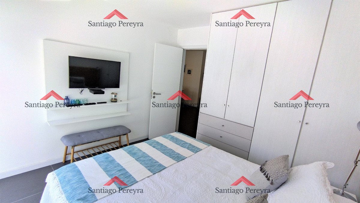 Apartamento ID.8496 - Cómodo y moderno apartamento en venta en Península - Punta del Este.