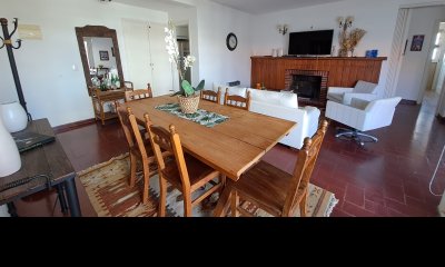 Apartamento en Venta  - Zona Península Ref. 5903