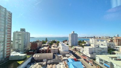 Apartamento en venta en Punta del Este - Península Ref. 5458