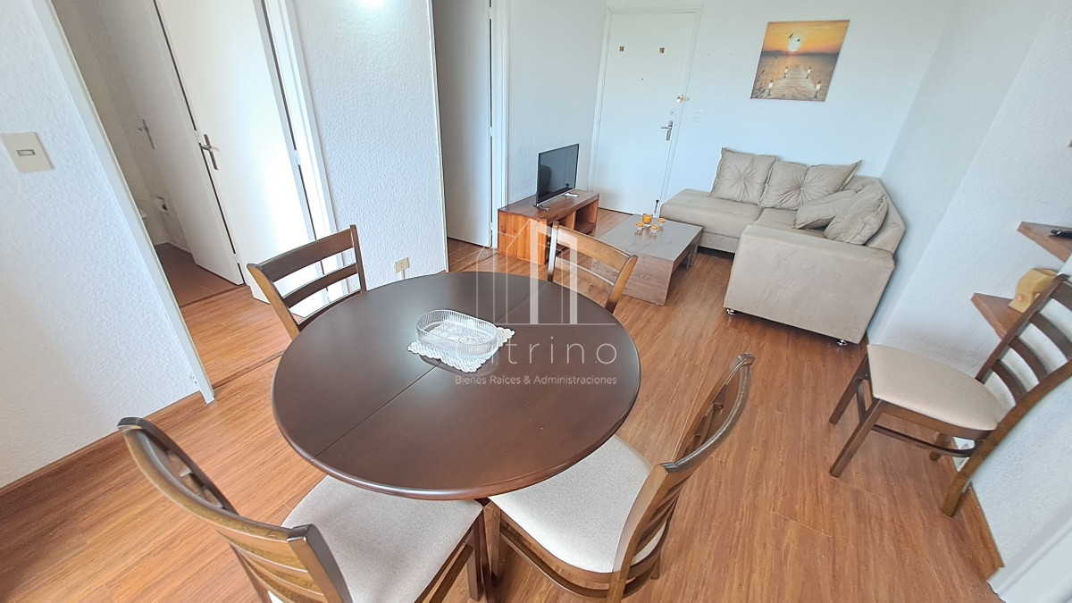 Apartamento ID.803 - Apartamento en Alquiler Anual - Zona Roosevelt Ref. 6452