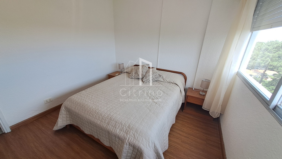 Apartamento ID.803 - Apartamento en Alquiler Anual - Zona Roosevelt Ref. 6452