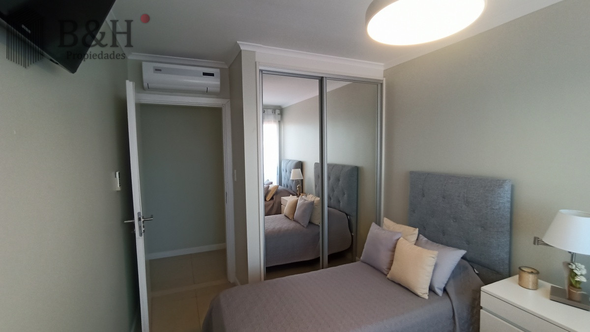 Apartamento ID.845 - Apartamento en alquiler - Península Ref. 4933