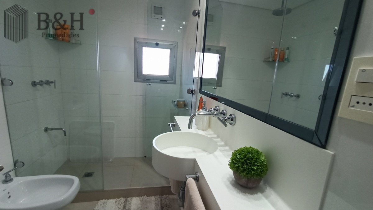 Apartamento ID.845 - Apartamento en alquiler - Península Ref. 4933