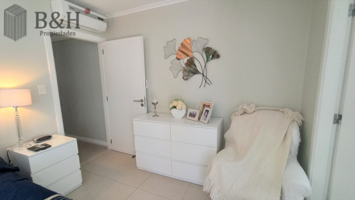 Apartamento ID.845 - Apartamento en alquiler - Península Ref. 4933