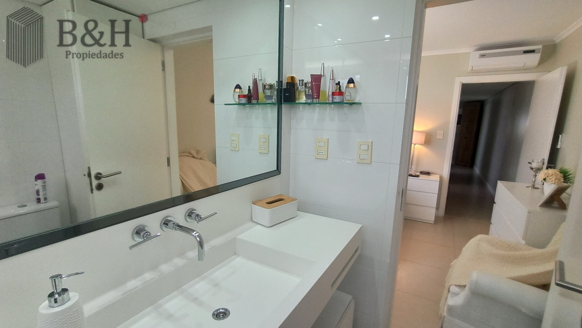 Apartamento ID.845 - Apartamento en alquiler - Península Ref. 4933