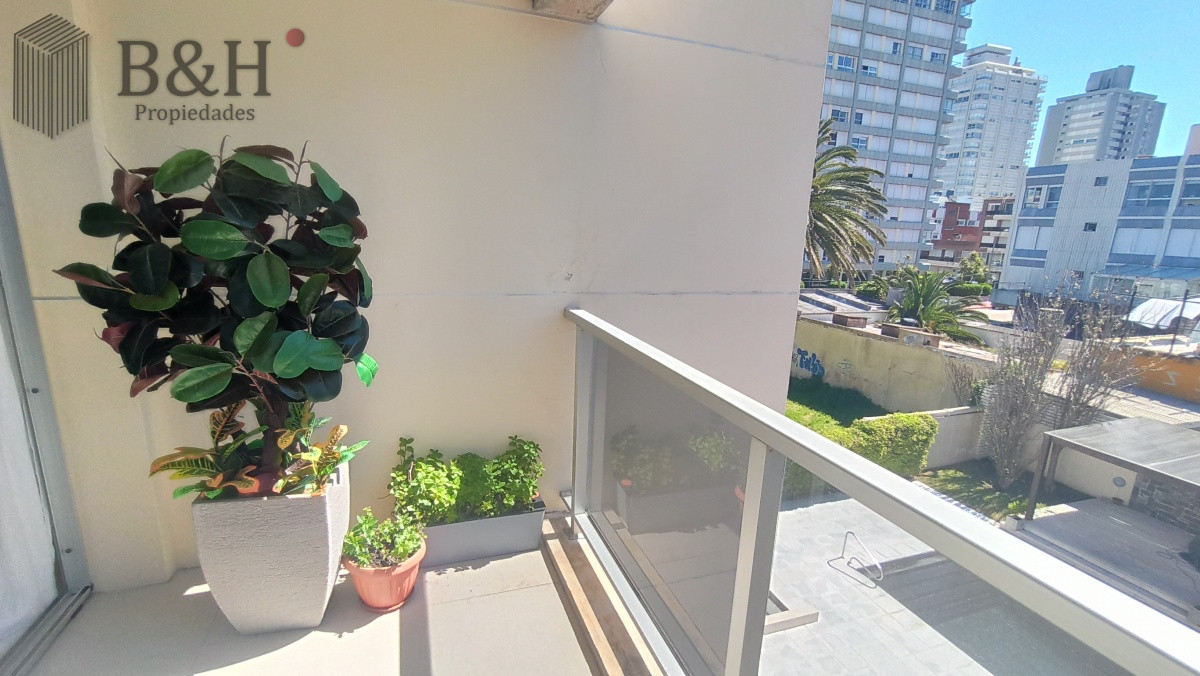 Apartamento ID.845 - Apartamento en alquiler - Península Ref. 4933