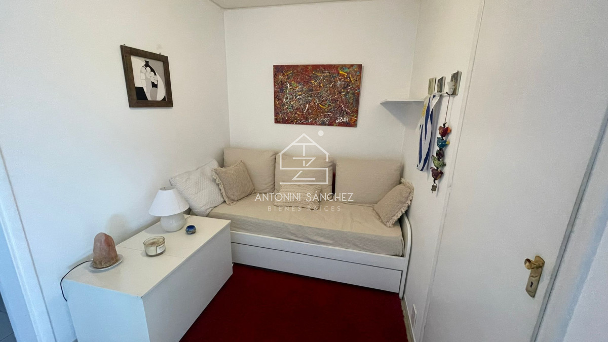 Apartamento ID.483 - Apartamento en Alquiler Anual - Zona Península Ref. 6553