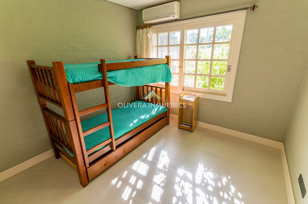 Casa ID.12454 - Mansión de estilo clásico en venta en el corazón de Beverly Hills