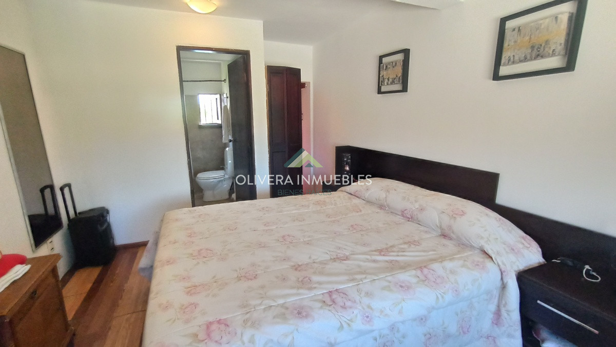 Casa ID.10519 - Casa En Venta - Zona El Chorro