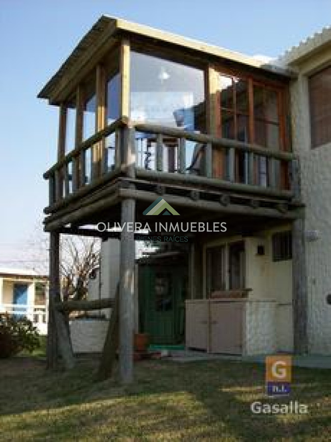 Casa ID.12141 - Casa en venta en El Chorro a 200 mts del mar - Ref. 1594