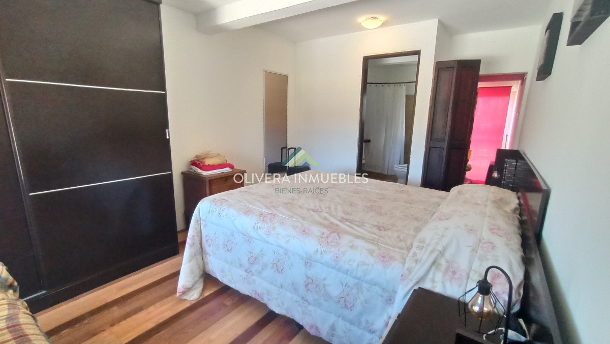 Casa ID.10519 - Casa En Venta - Zona El Chorro
