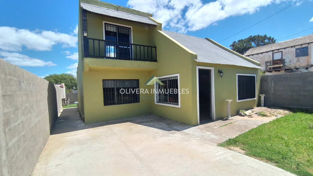 Casa ID.10519 - Casa En Venta - Zona El Chorro