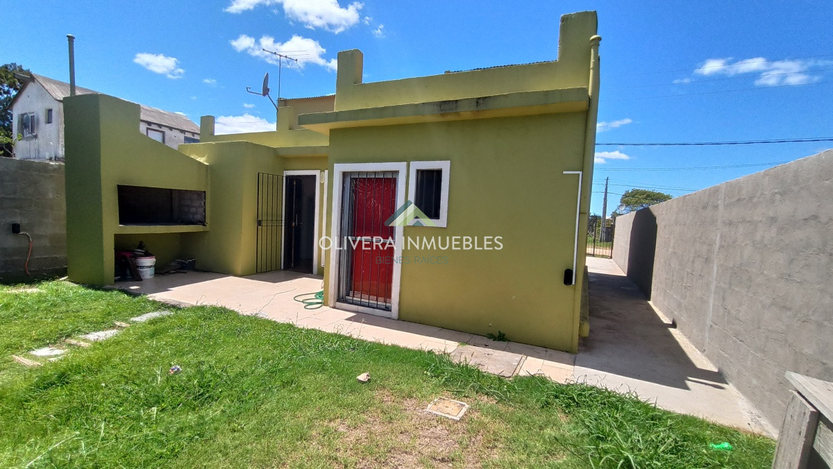 Casa ID.10519 - Casa En Venta - Zona El Chorro