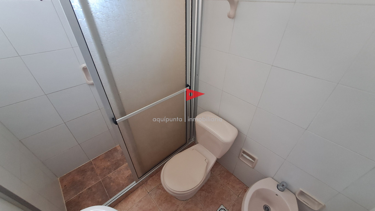 Apartamento ID.248 - Apartamento en Venta - Zona Península Ref. 7086