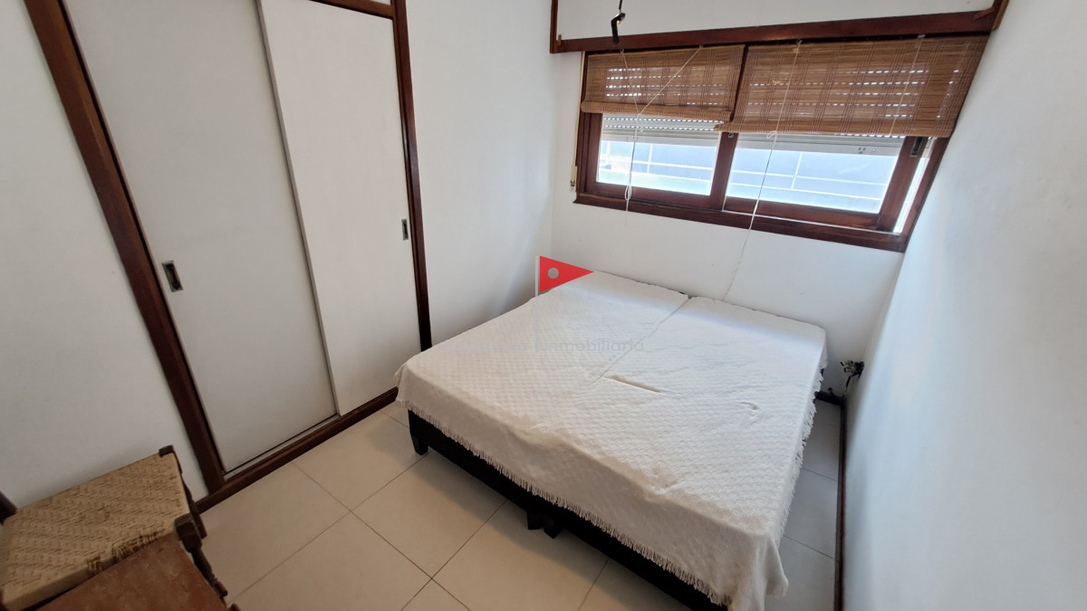 Apartamento ID.248 - Apartamento en Venta - Zona Península Ref. 7086