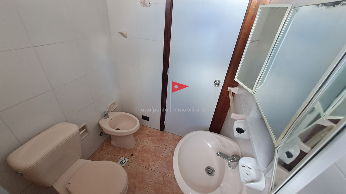 Apartamento ID.248 - Apartamento en Venta - Zona Península Ref. 7086