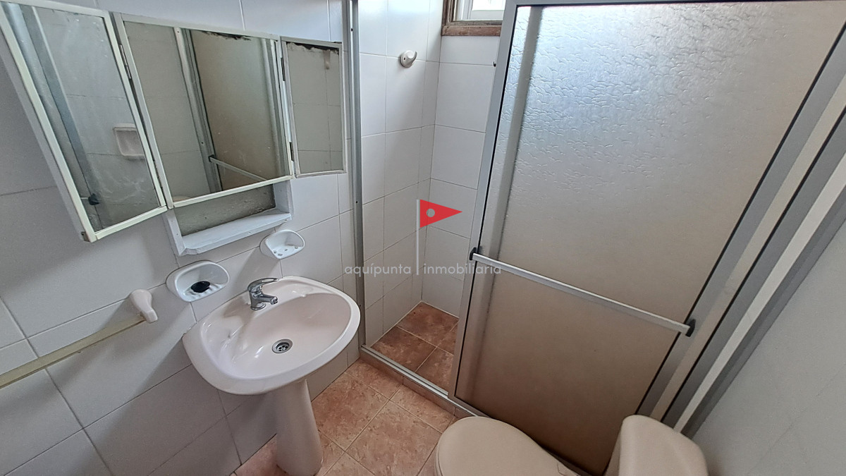 Apartamento ID.248 - Apartamento en Venta - Zona Península Ref. 7086