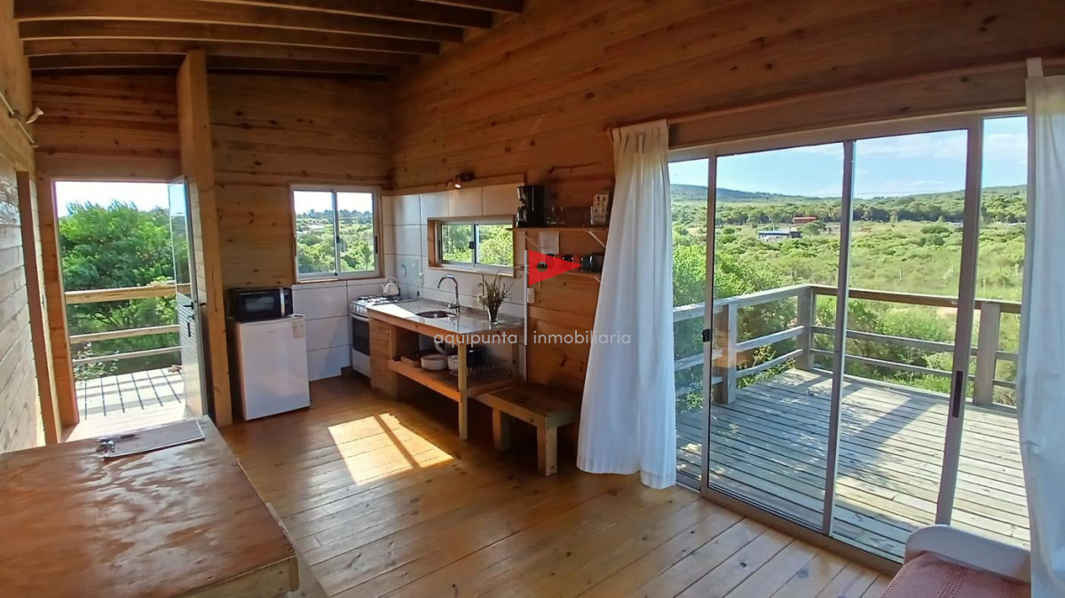 Casa ID.240 - Venta cabaña Punta colorada gran terreno