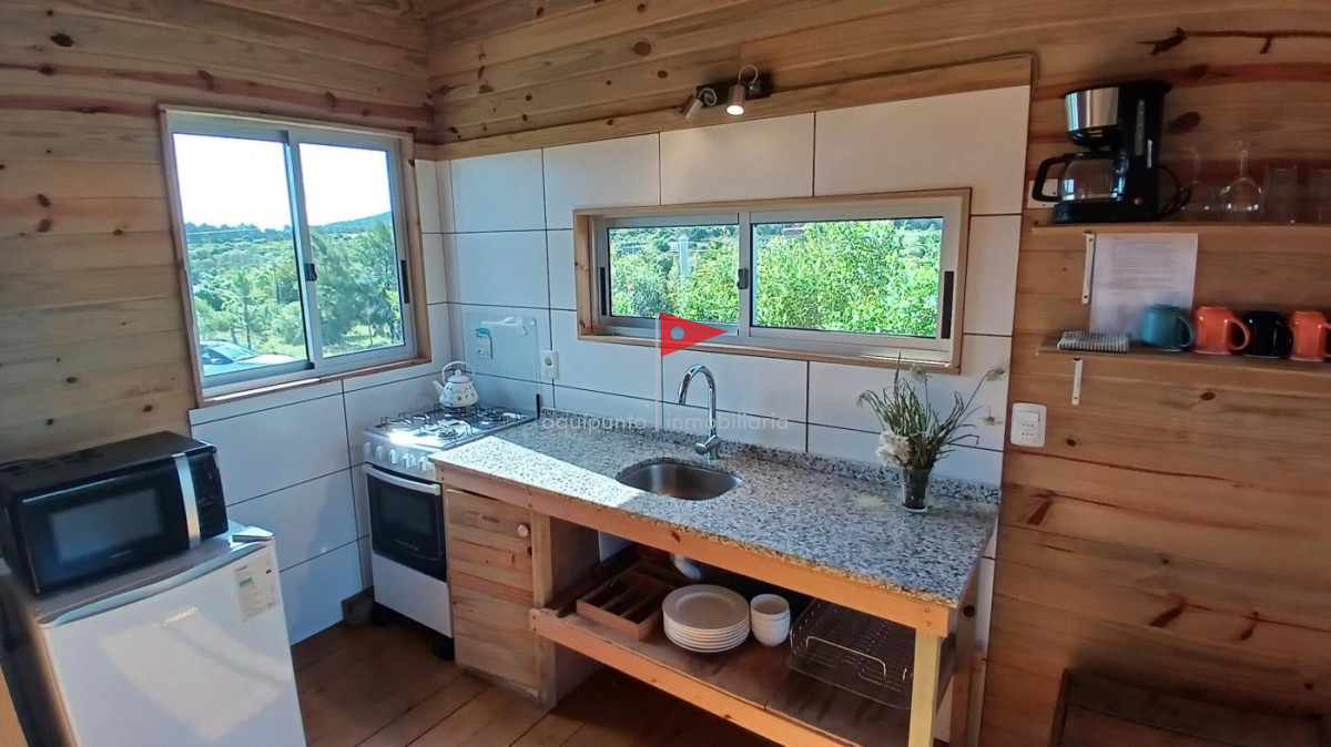 Casa ID.240 - Venta cabaña Punta colorada gran terreno