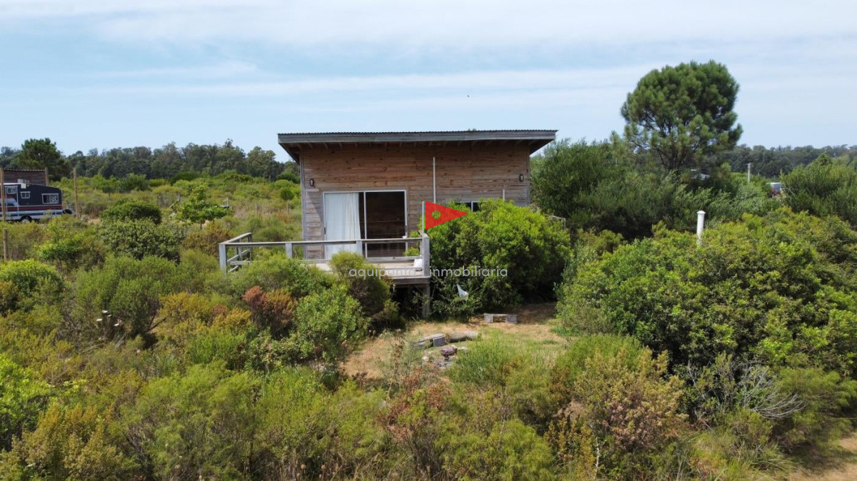 Casa ID.240 - Venta cabaña Punta colorada gran terreno