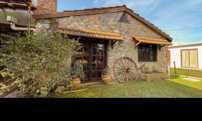 Venta casa balneario playa hermosa