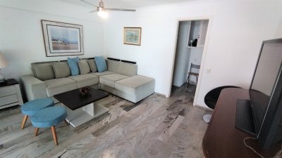 Apartamento En Venta  en Península- Punta del Este Ref. 5766