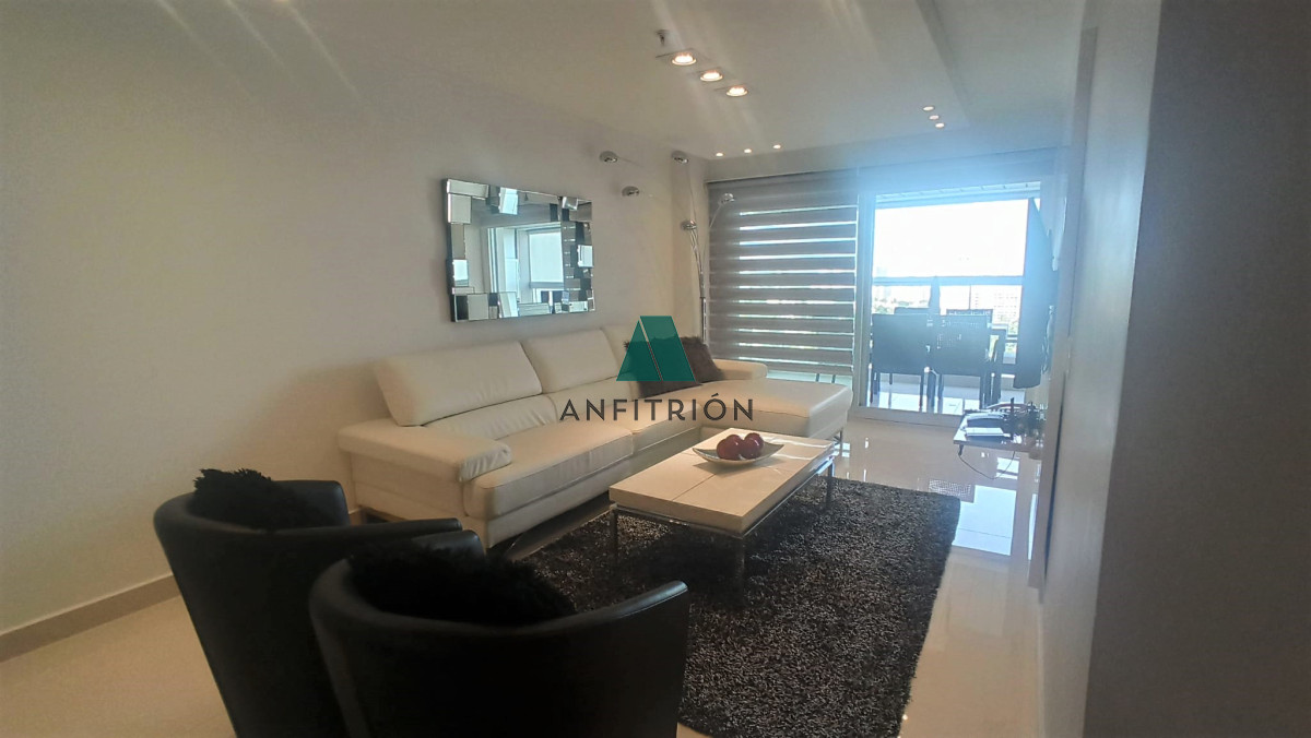 Apartamento ID.155 - Apartamento En Alquiler Anual e Invernal - Zona Mansa Ref. 5809
