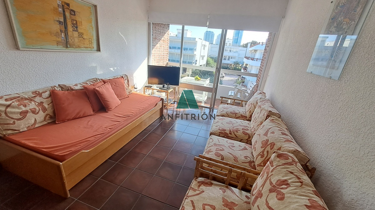Apartamento ID.196 - Apartamento en Aidy Grill- Punta del Este. Ref. 3968