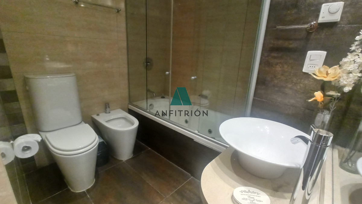 Apartamento ID.155 - Apartamento En Alquiler Anual e Invernal - Zona Mansa Ref. 5809