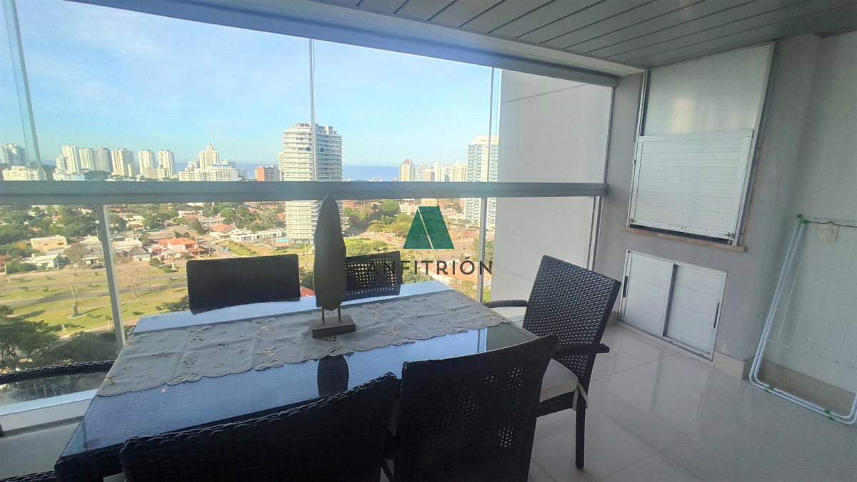 Apartamento ID.155 - Apartamento En Alquiler Anual e Invernal - Zona Mansa Ref. 5809