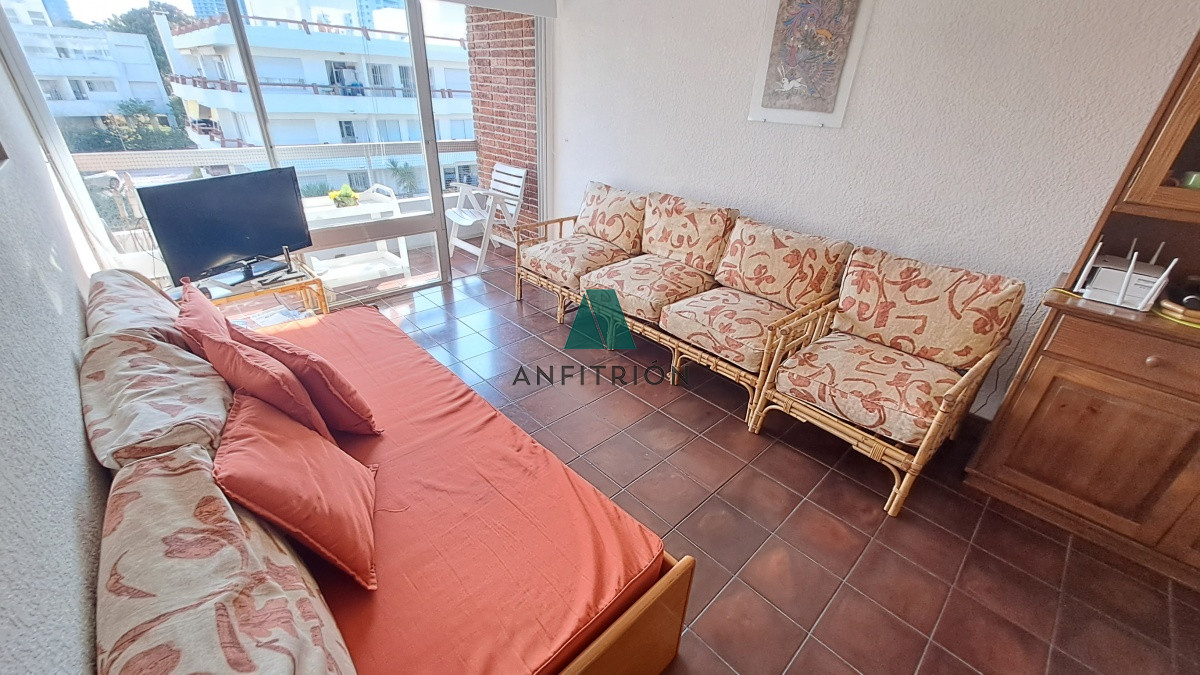 Apartamento ID.196 - Apartamento en Aidy Grill- Punta del Este. Ref. 3968
