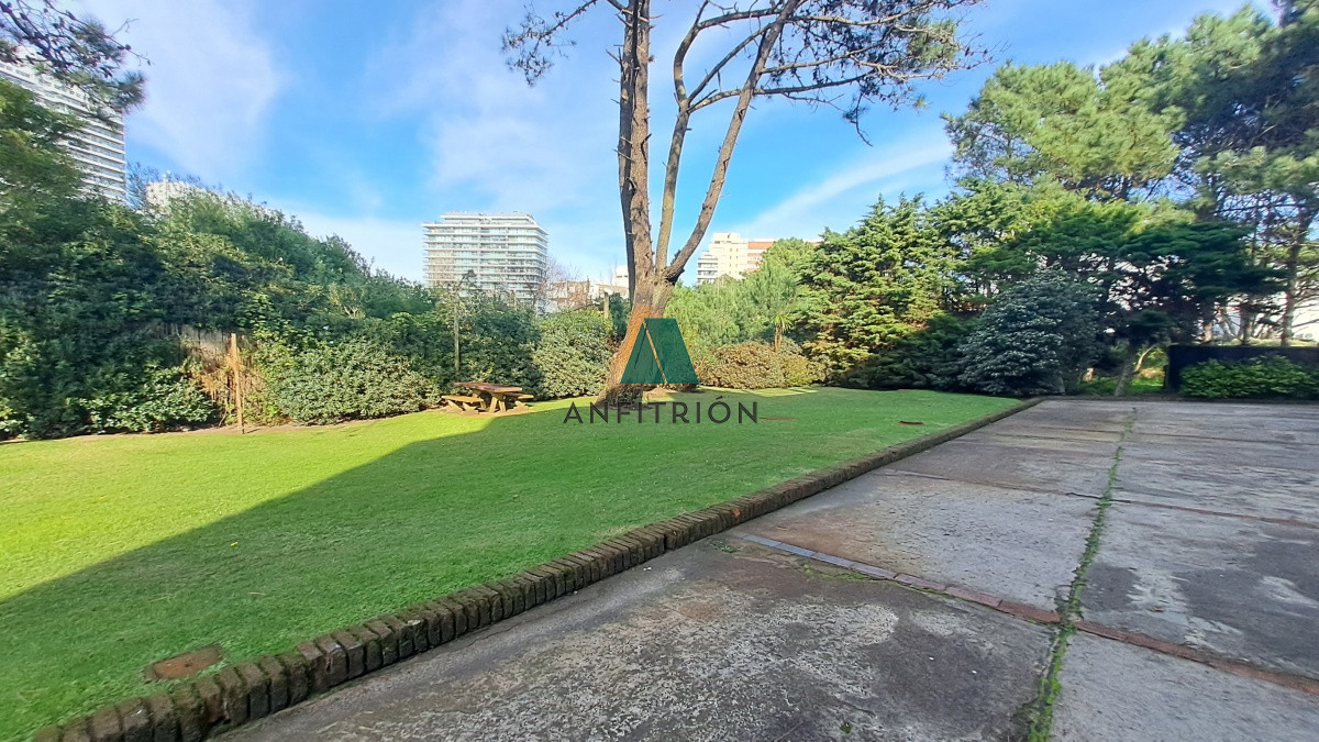 Apartamento ID.196 - Apartamento en Aidy Grill- Punta del Este. Ref. 3968