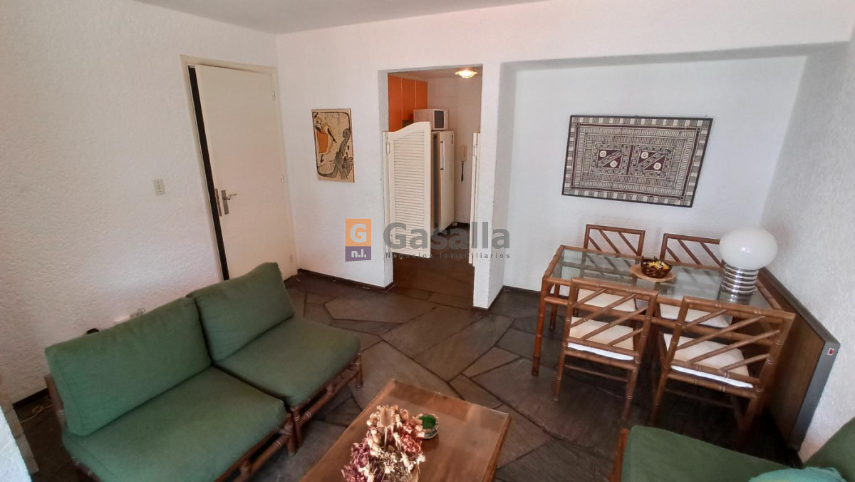 Apartamento En Alquiler Temporada - Zona Península Ref. 4339