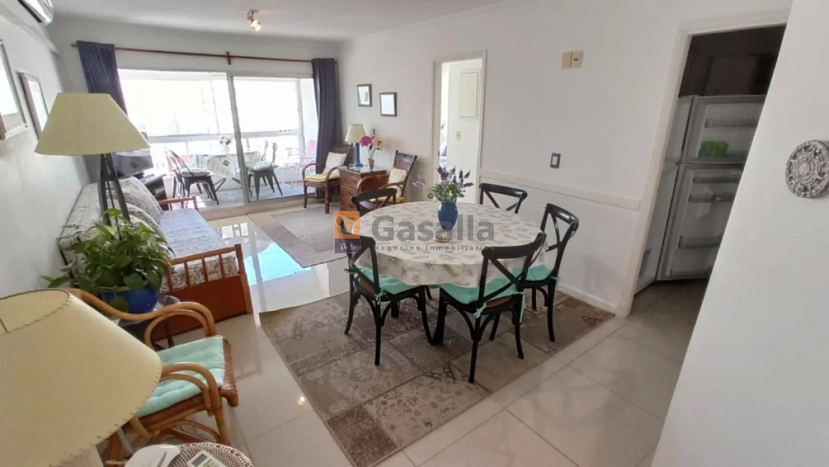 Apartamento En Alquiler de Temporada - Zona Brava Ref. 476 - GSL3099A