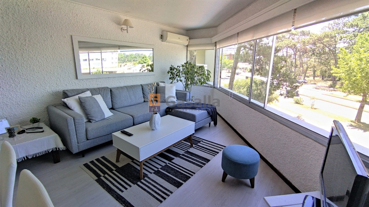 Apartamento EN ALQUILER Zona Roosevelt a minutos de la Península!!!  Ref. 5030 - GSL1536A